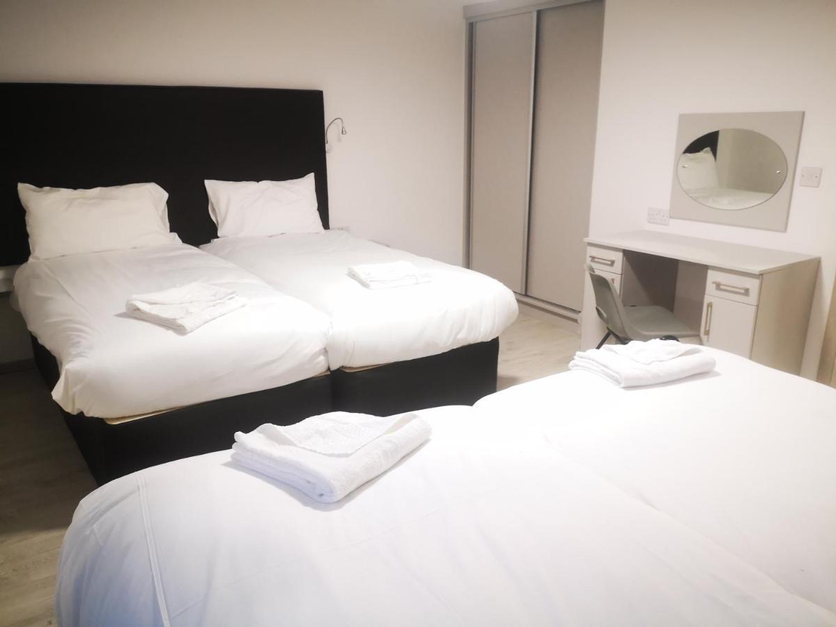 Bella Vista Hotel & Self Catering Suites Cobh Exteriör bild