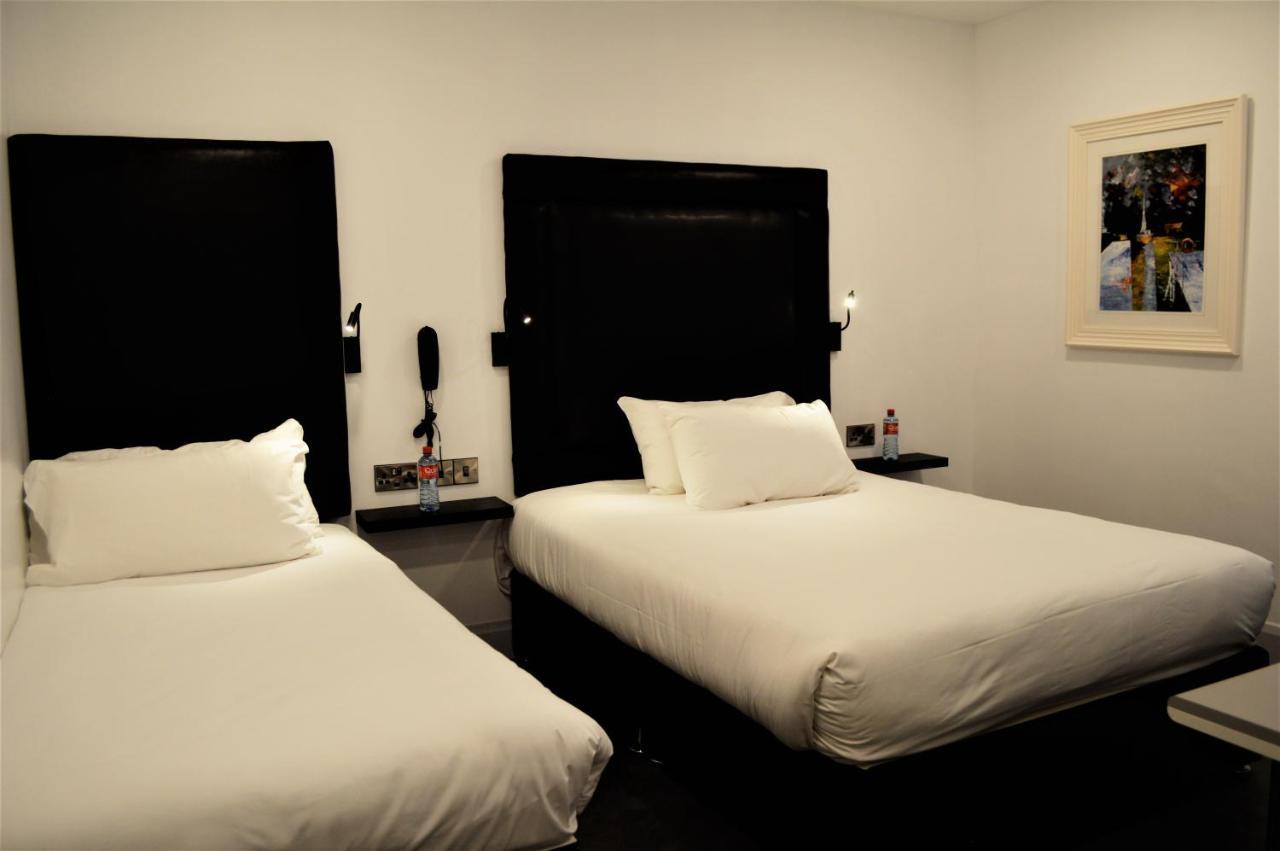 Bella Vista Hotel & Self Catering Suites Cobh Exteriör bild