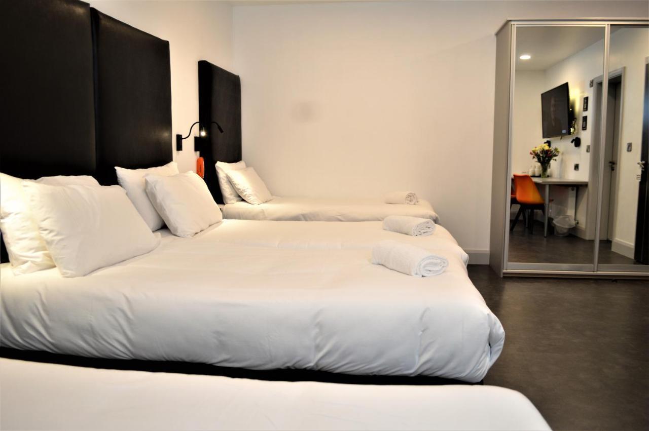 Bella Vista Hotel & Self Catering Suites Cobh Exteriör bild
