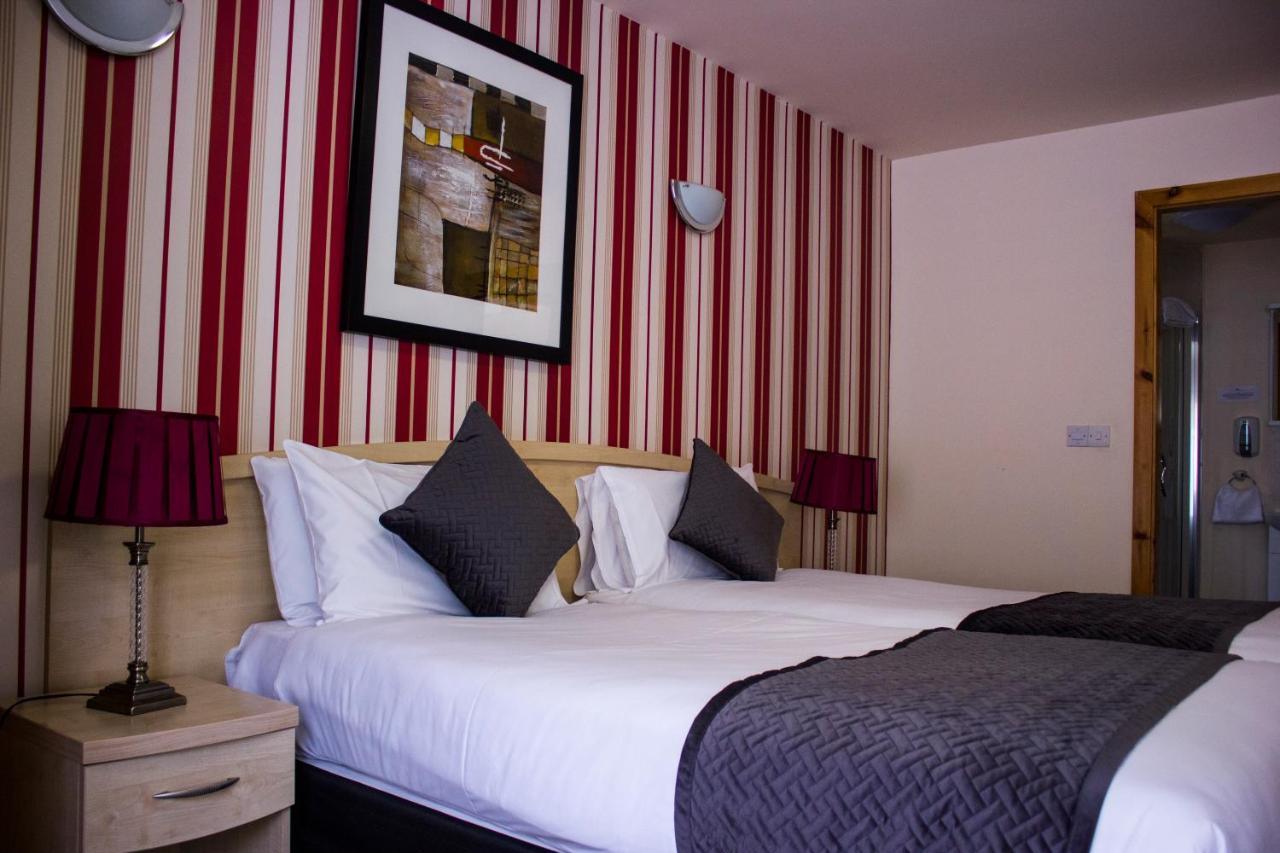 Bella Vista Hotel & Self Catering Suites Cobh Exteriör bild