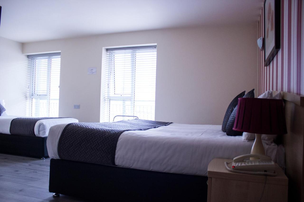 Bella Vista Hotel & Self Catering Suites Cobh Exteriör bild